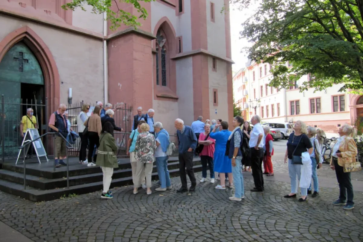 Begegnung mit Kultur und Lebensart Begegnung mit Kultur und Lebensart