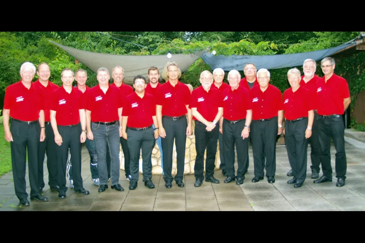Männerchor Eintracht Köln-Porz im neuen Outfit 2015