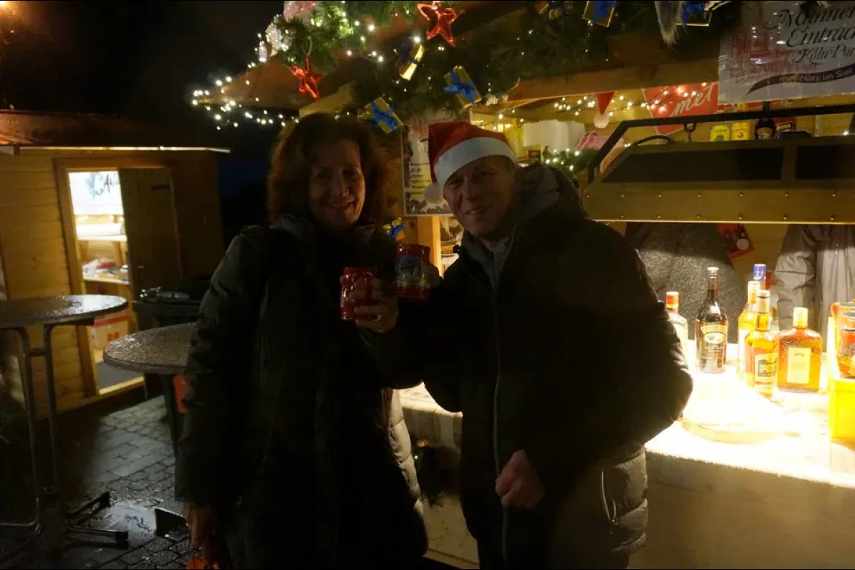 Die Eintracht auf dem Porzer RHEINachtsmarkt